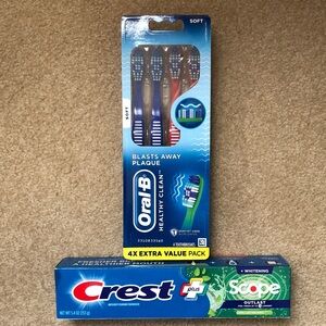 ORAL B Soft Toothbrush 4-Pack +
   CREST plus Scope Outlast Large
       5.4 oz
